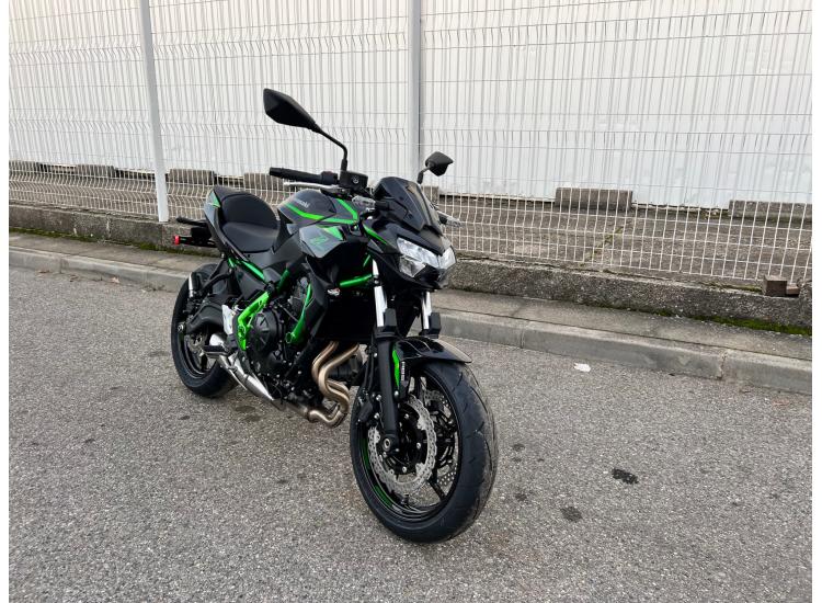 KAWASAKI Z650