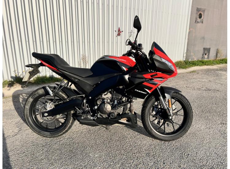 APRILIA TUONO 125 ABS