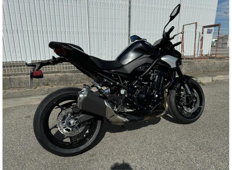 KAWASAKI Z 900