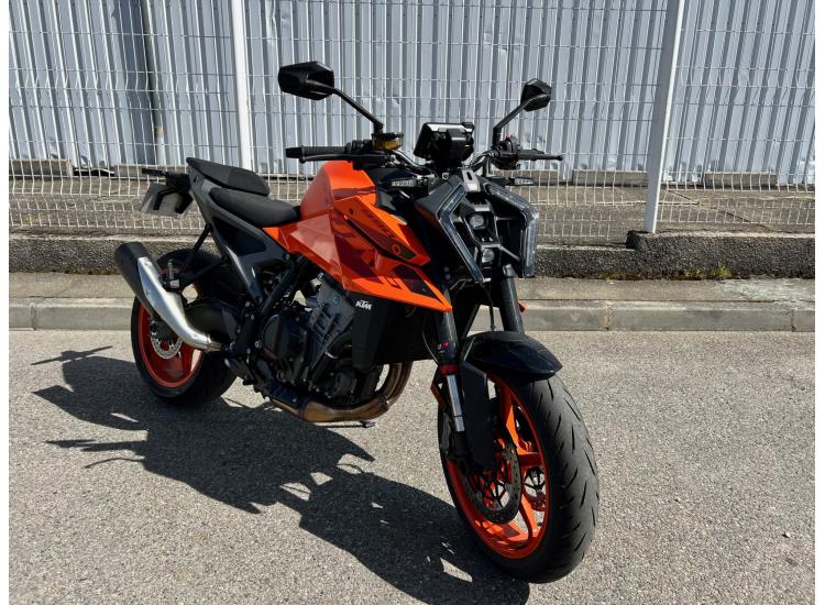 KTM 990 DUKE