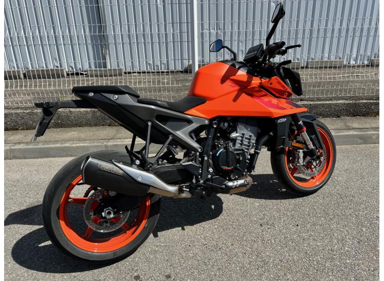 KTM 990 DUKE