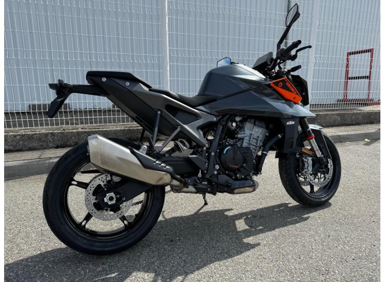 KTM 990 DUKE