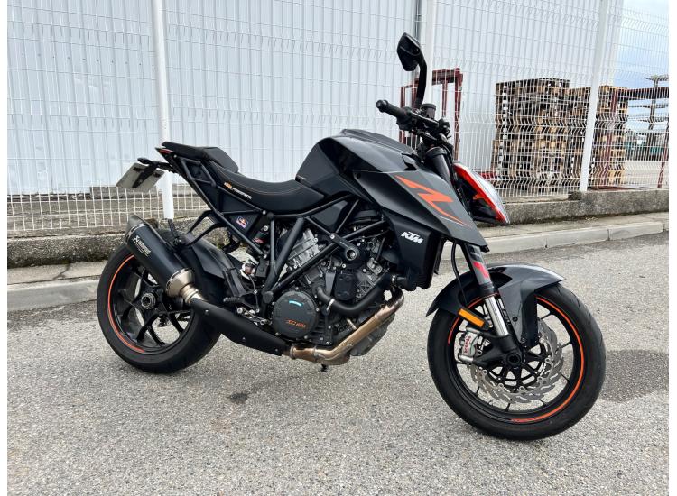KTM 1290 SUPER DUKE R