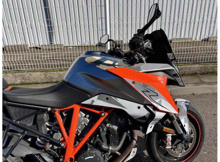 KTM 1290 SUPER DUKE GT