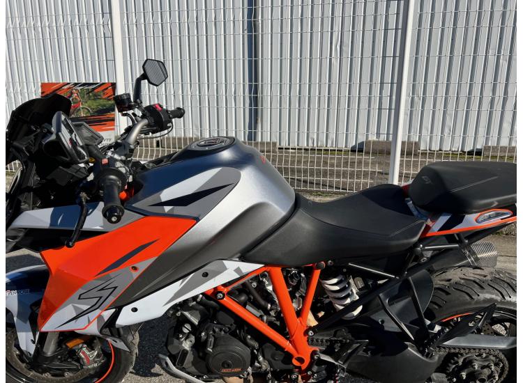 KTM 1290 SUPER DUKE GT