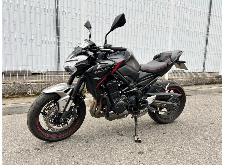 KAWASAKI Z 900