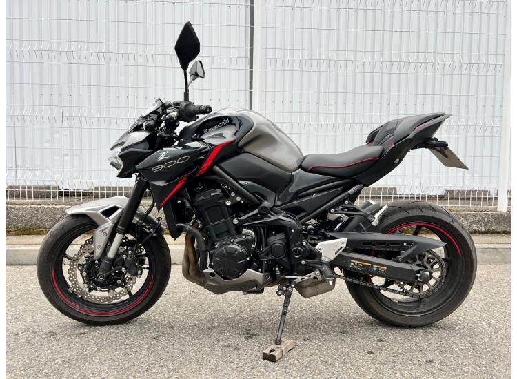 KAWASAKI Z 900