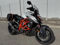 KTM 1290 SUPER DUKE R