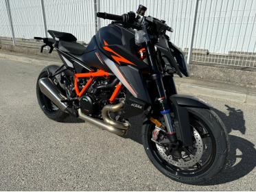 KTM 1390 SUPER DUKE R EVO