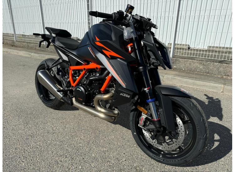KTM 1390 SUPER DUKE R EVO