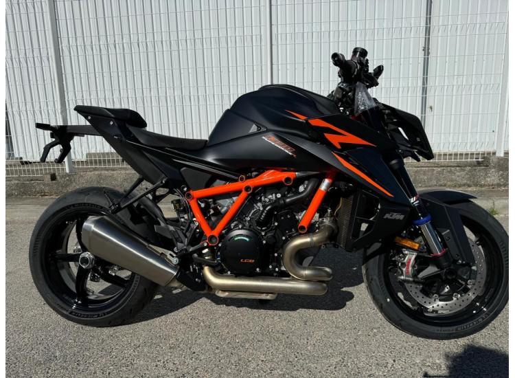 KTM 1390 SUPER DUKE R EVO