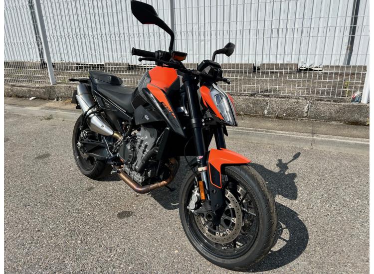 KTM 890 DUKE