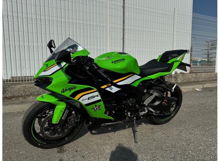KAWASAKI ZX-6R 636
