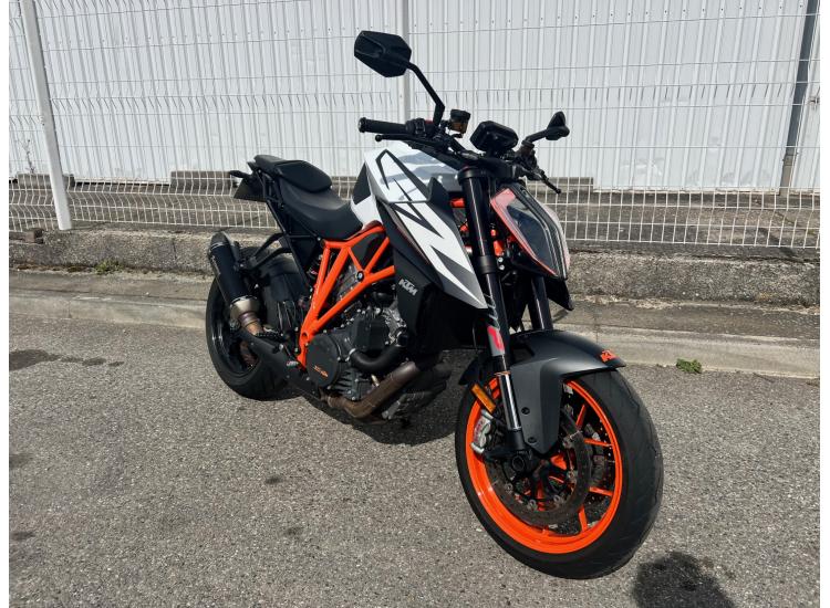 KTM 1290 SUPER DUKE R