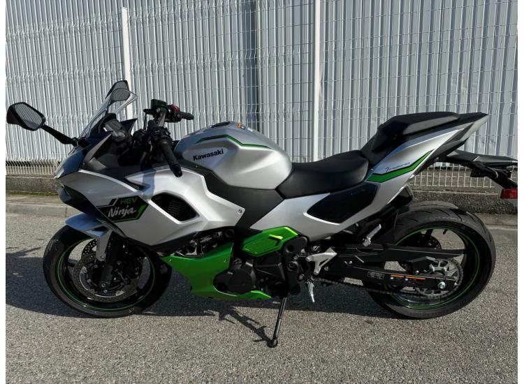 KAWASAKI Z7 hybrid