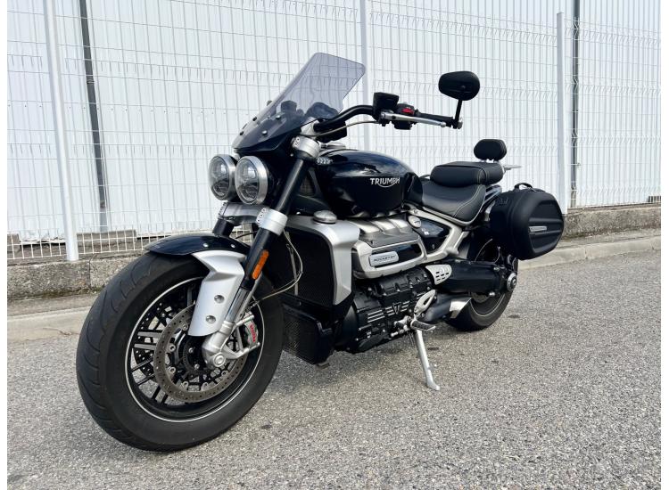 TRIUMPH ROCKET 3 GT