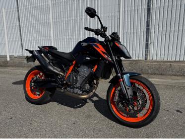 KTM 890 DUKE R