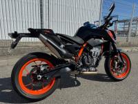 KTM 890 DUKE R