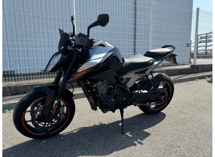 KTM 790 DUKE