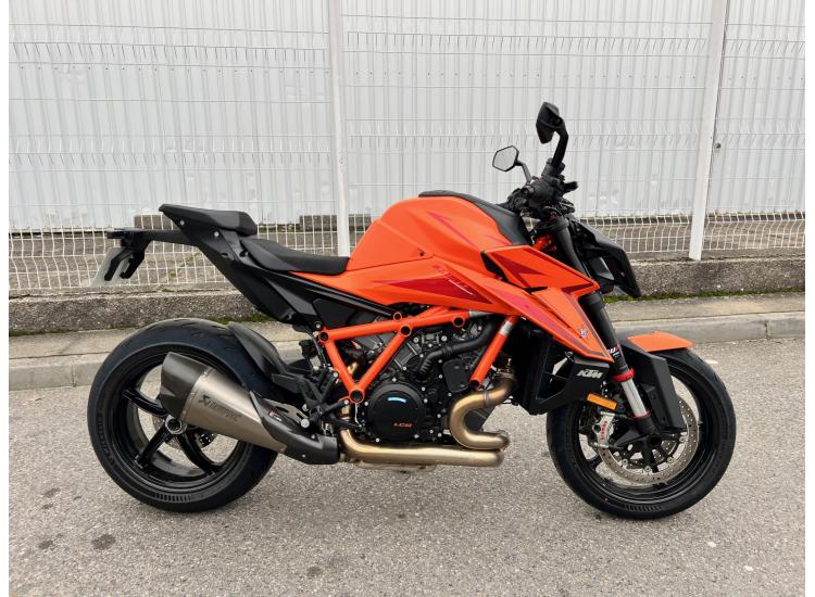 KTM 1390 SUPER DUKE R
