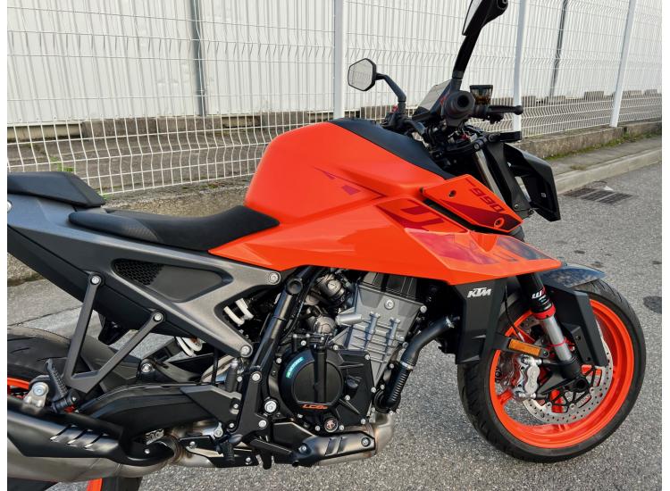 KTM 990 DUKE