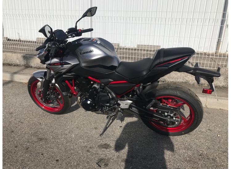 KAWASAKI Z 650
